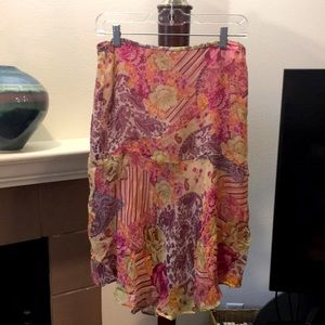 Pink floral size 6 skirt from Drama